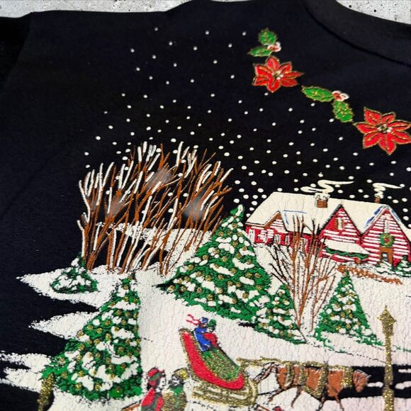 Vintage Turtle Bay Christmas Sweatshirt XL Winter Village Scene Made in USA - Picture 8 of 11